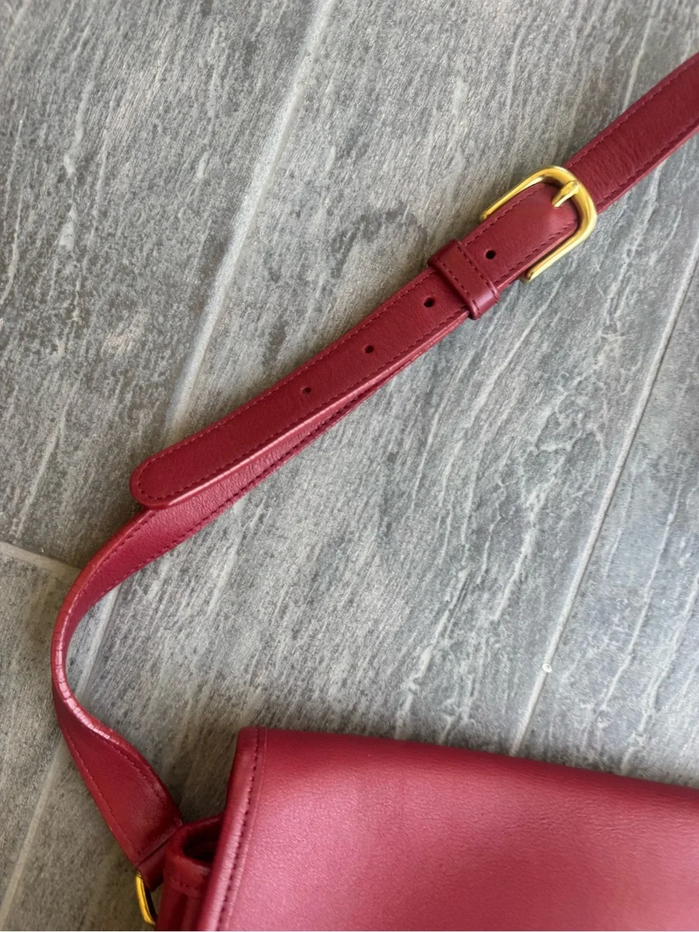 Coach 9790 Vintage Red City Leather Shoulder/Crossbody Bag - Picture 3 of 14
